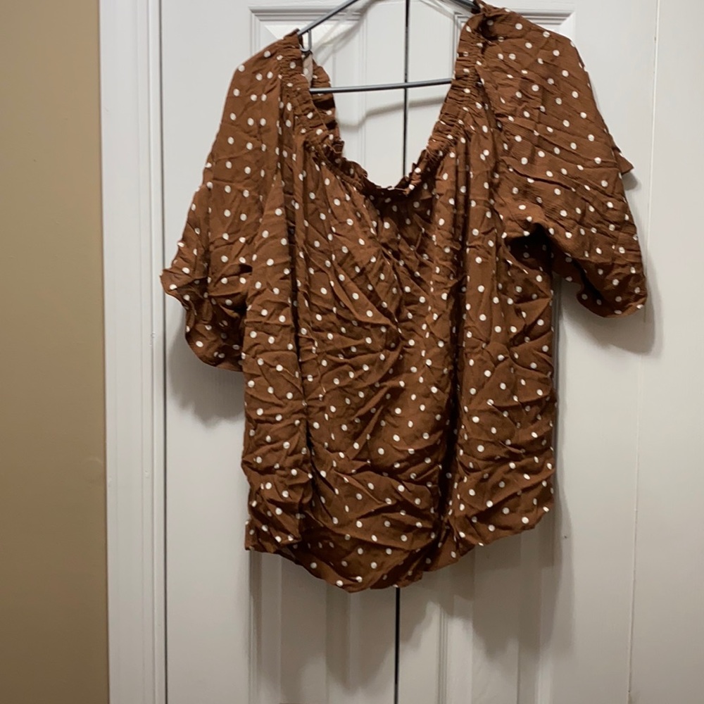 Maurices shirt
